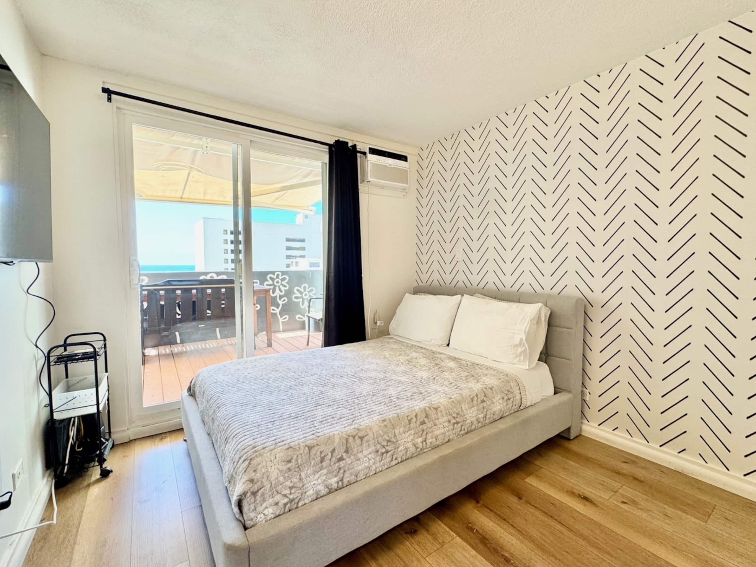 Ocean View 3 bed/3 bath Penthouse in Waikiki - Image 8