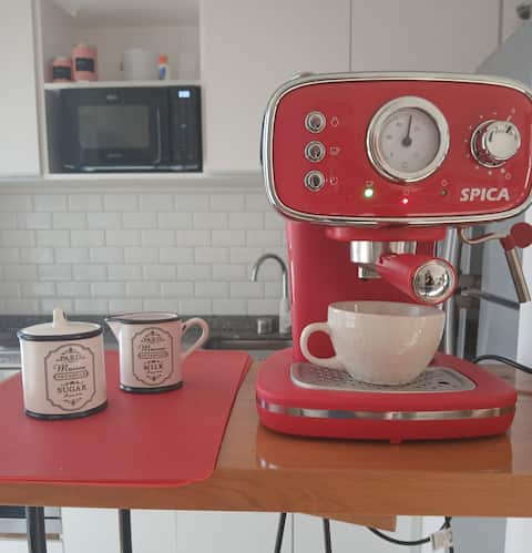 Popular Airbnb listing: Private terrace + garage + pool in Recoleta