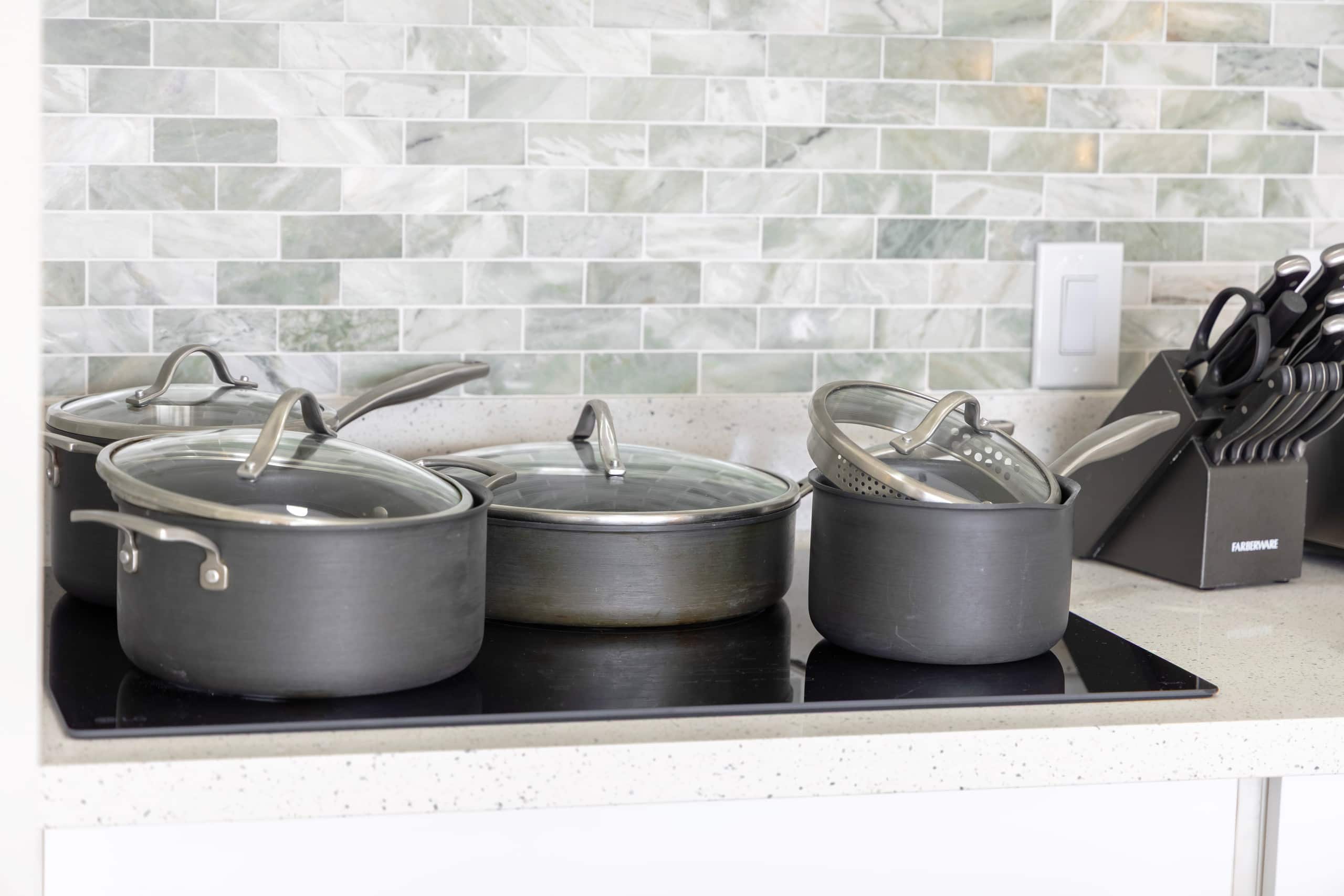 Condo in Honolulu · ★4.9 · 1 bedroom · 2 beds · 1 private bath - Image 19
