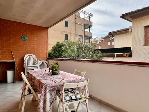 A Terrace a stone's throw from the sea