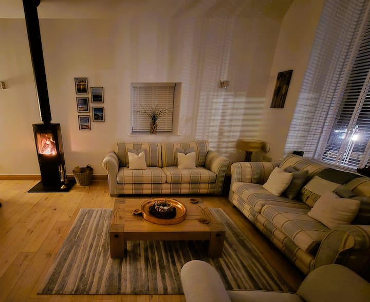 Fyne Edge - A Luxurious Lochside Haven - Lochgilphead