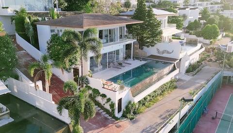 Sea View Villa | Walk to Beach | Private