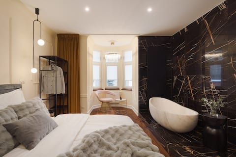 BICE apartments - Signature suit