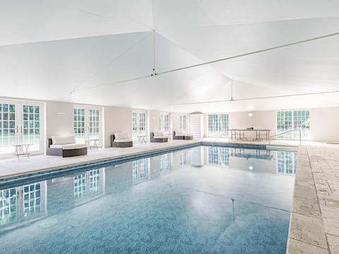 9 Bedroom Retreat | Indoor Pool + 7 Acre Grounds