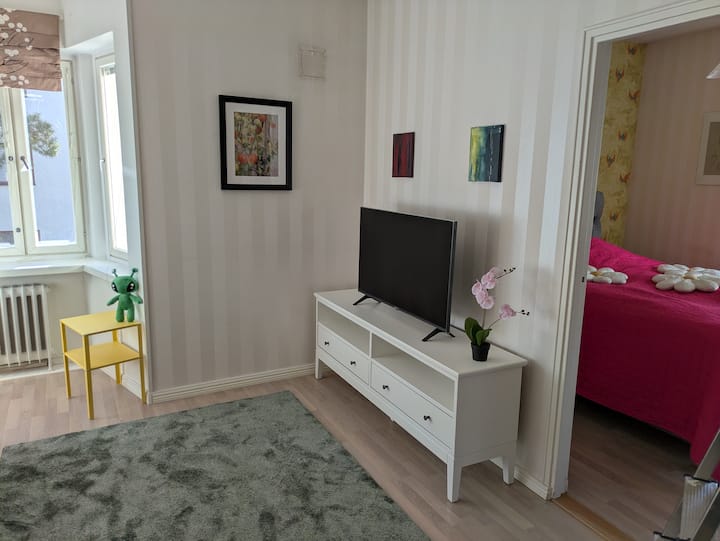 Apartment In Helsinki With Forest View - Helsinki