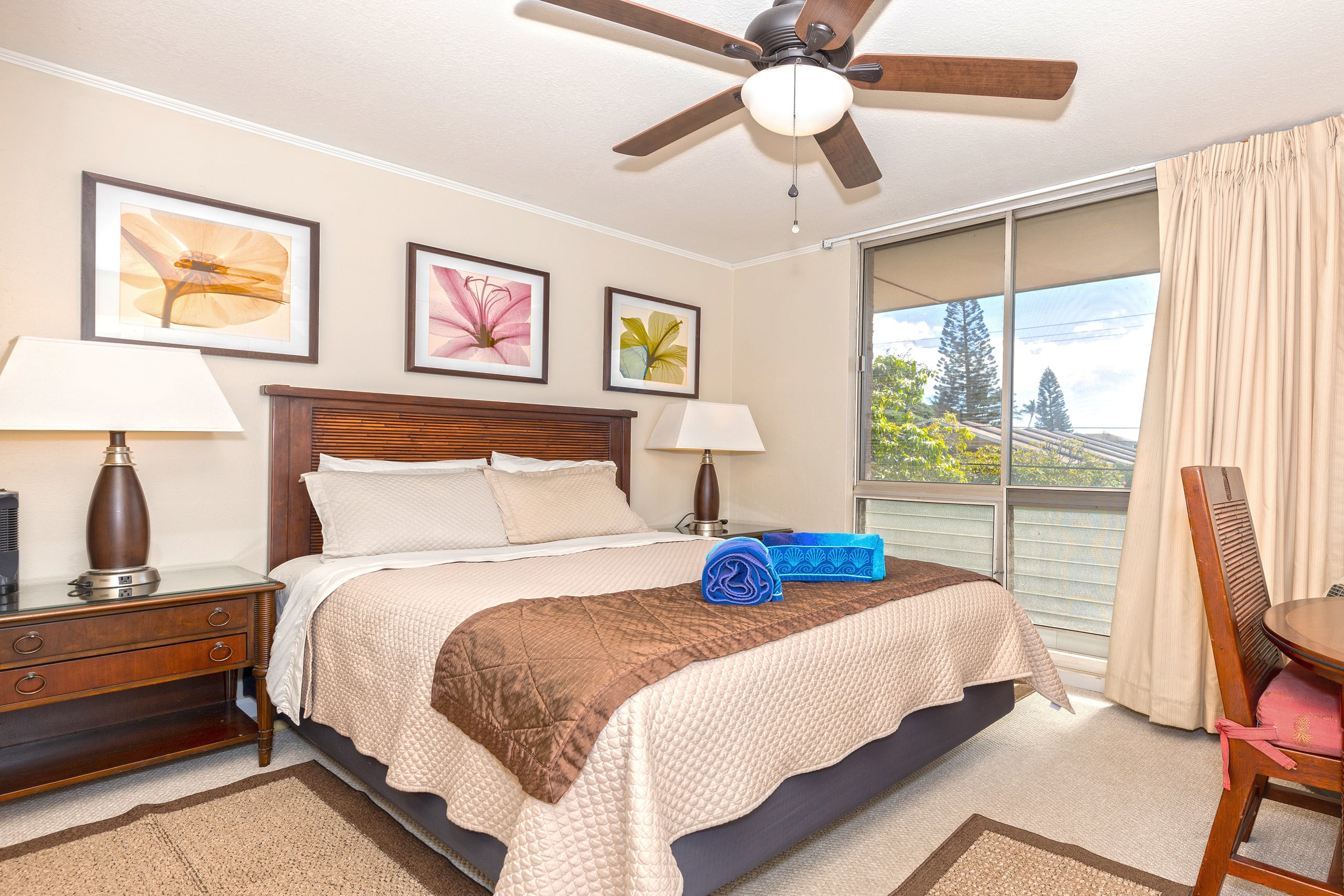 2 Bedroom Condo 2 Blocks To Charley Young Beach - Image 9