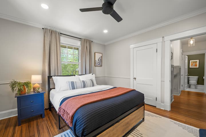 一号卧室|标准双人床 