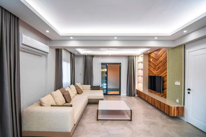 Merkezi Konumlu Lüks Villa - Fethiye
