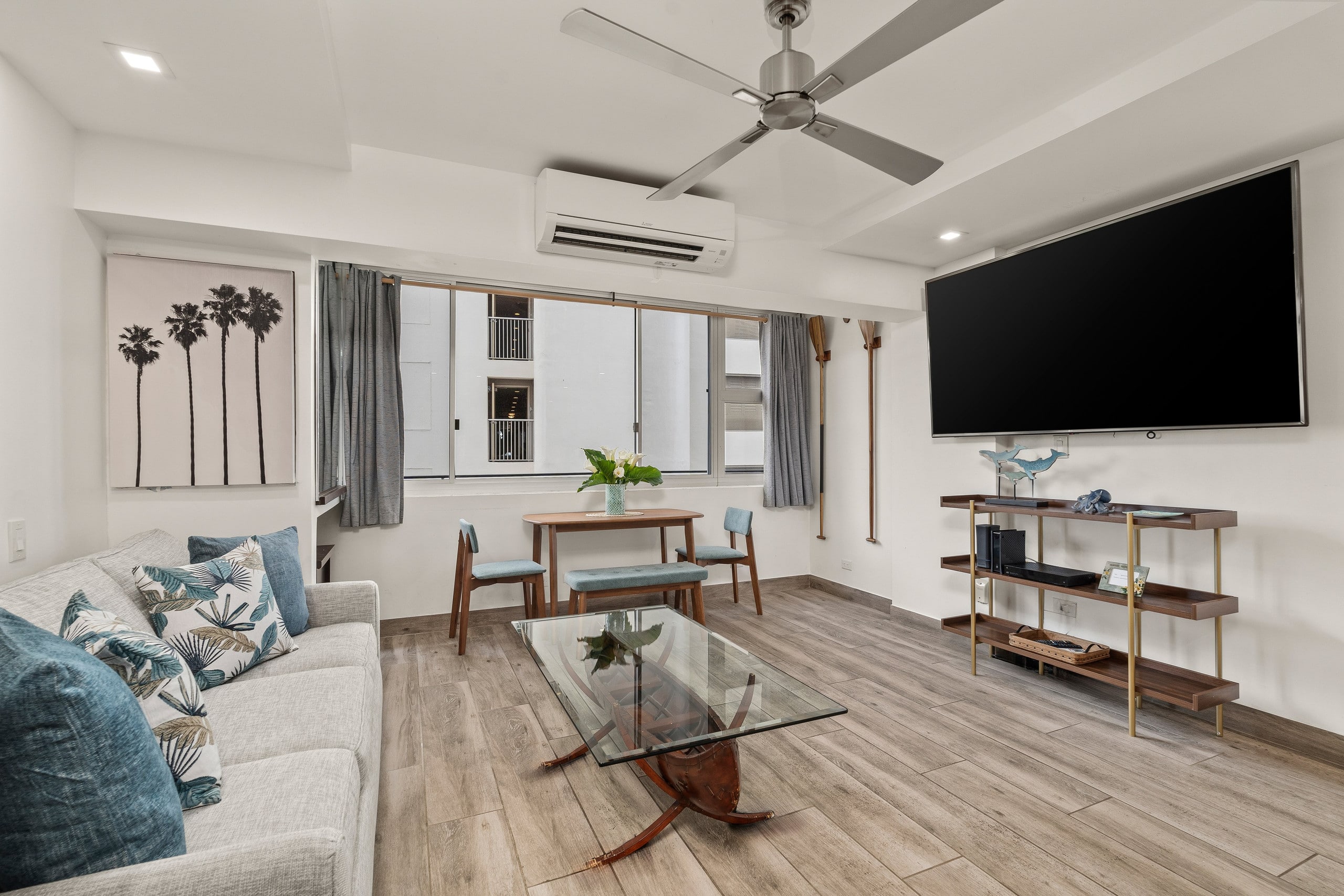 Condo in Honolulu · ★5.0 · 1 bedroom · 2 beds · 1 private bath - Image 2
