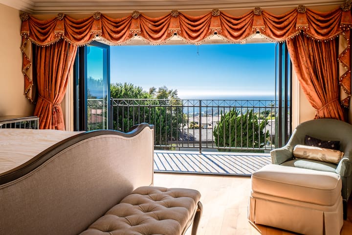 Elegant Villa with Ocean Views