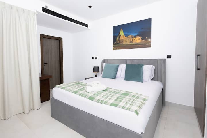 საძინებელი 1