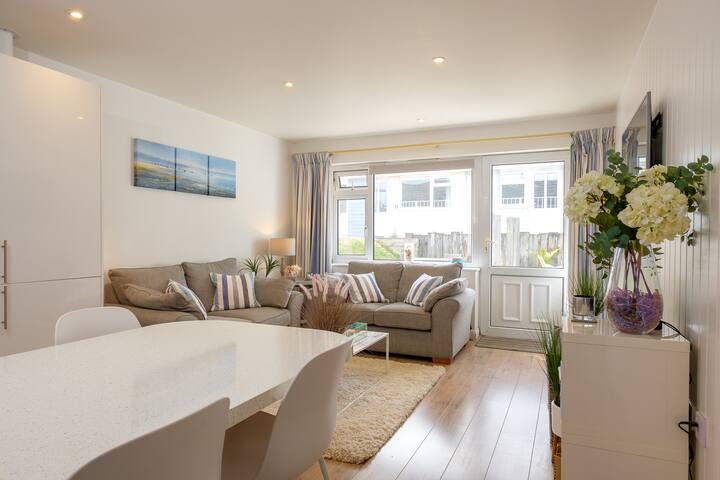 Lovely Cottage | West Bay | Iow - Milford on Sea