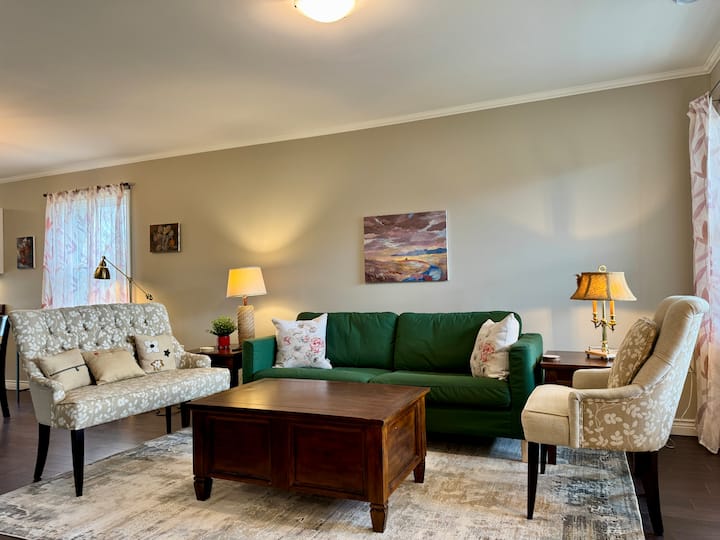 Ground Level Barrier Free Apt! - New Glasgow