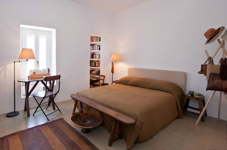 Rhea House SeaFront gallery image 3