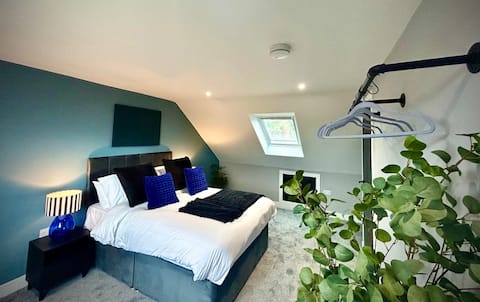 Sapphire Quarters, 3BR, En Suite, Private Parking