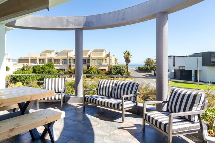 Beachside Haven Apartments