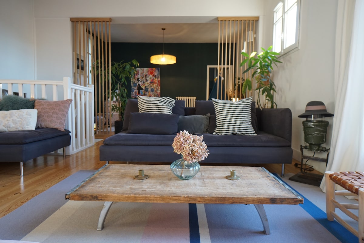 Popular Airbnb listing: Atypical Toulouse city center in Toulouse