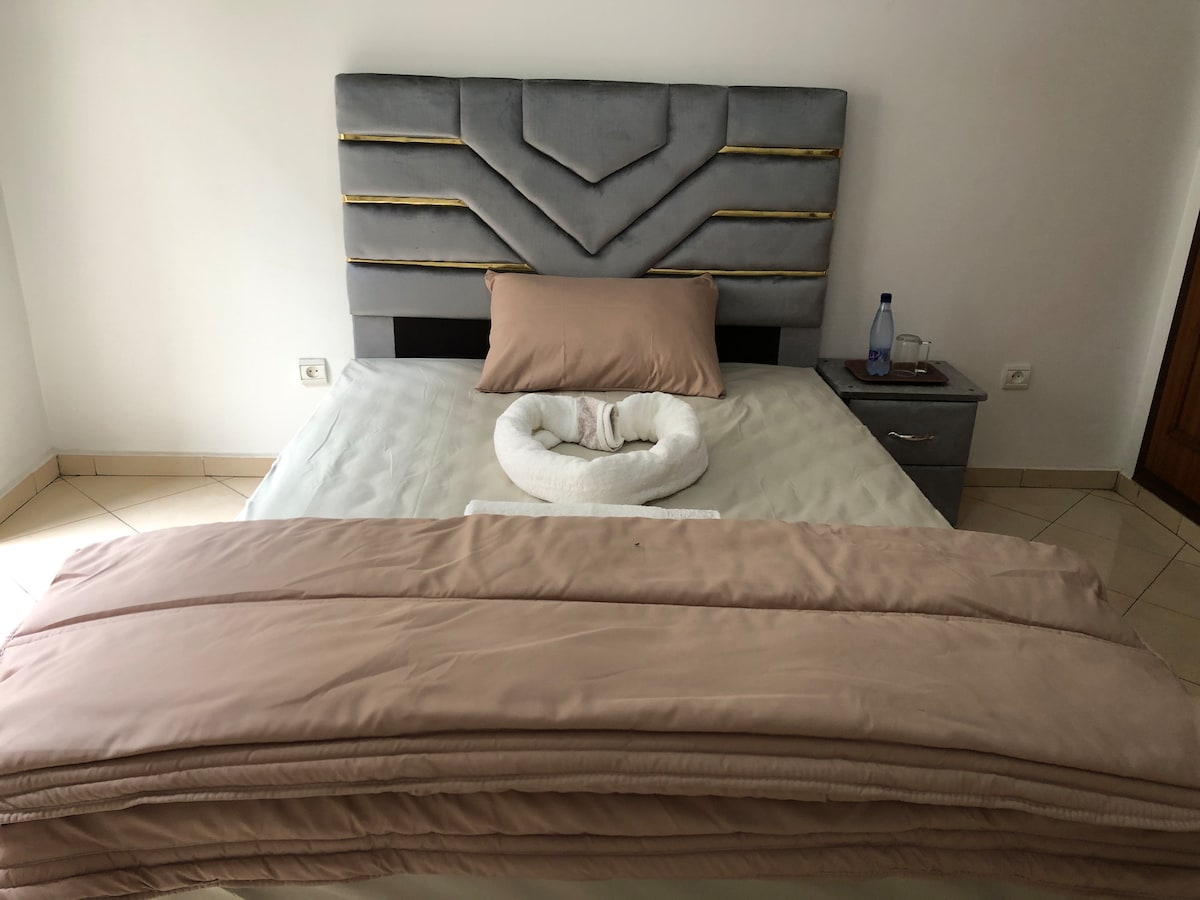 Rental unit in Casablanca  476  1 bedroom  1 bed  2 shared baths - image 2