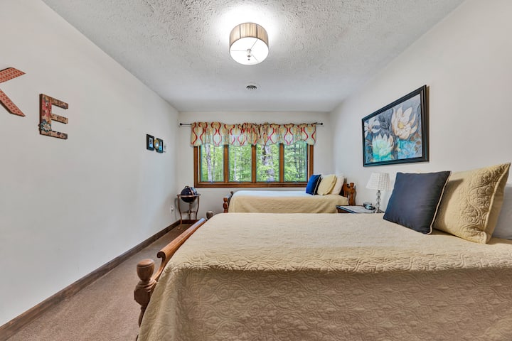 Apartman s 2 odvojena kreveta u glavnoj spavaćoj sobi