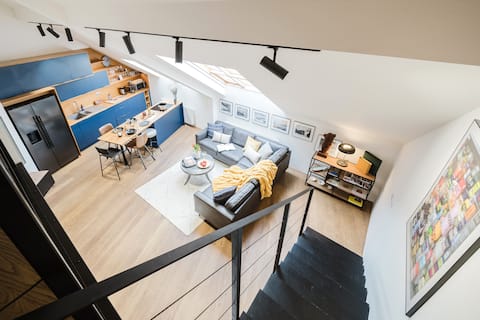 2BDR Attic Maisonette w/ Terrace & Grill • A/C