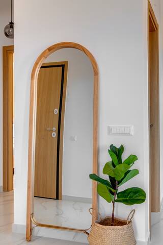 Nala gallery image 2