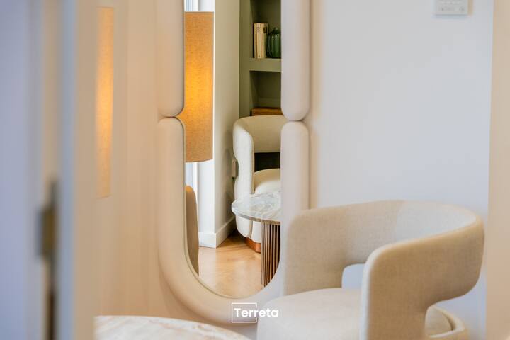 Cabanyal 2 bdr with terrace – Adults only gallery image 4