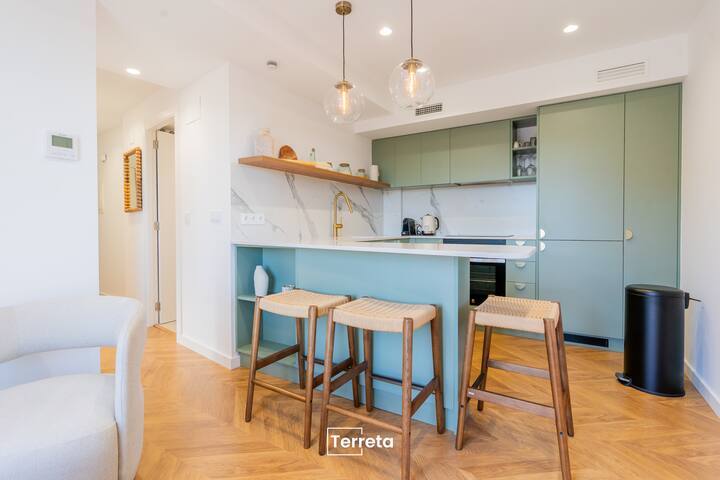 Cabanyal 2 bdr with terrace – Adults only gallery image 2