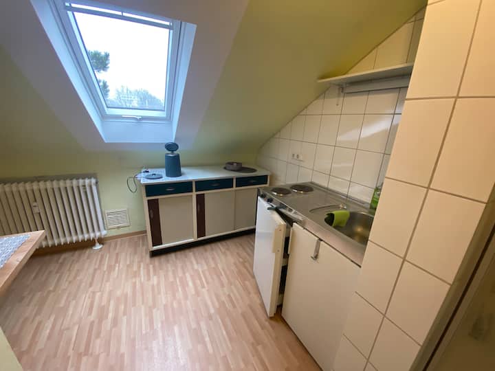 2-zi. Dg Whng. Ruhig, Klimatisiert, Gut Zum Parken - Karlsruhe