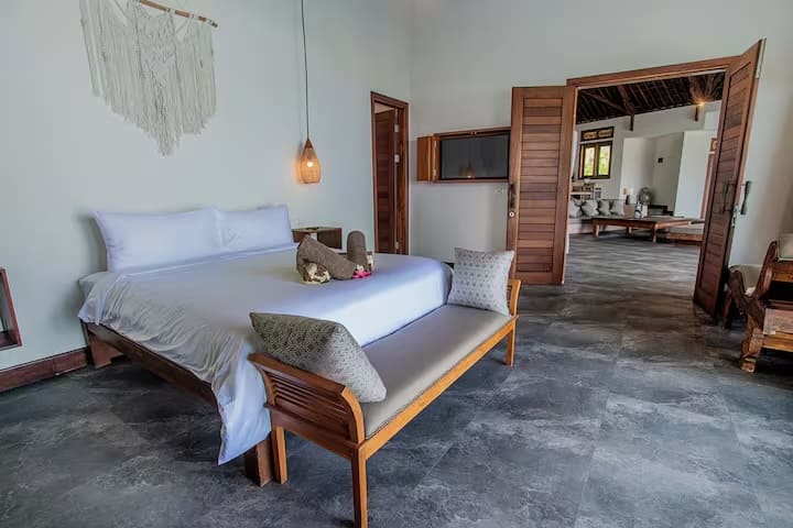 საძინებელი 1