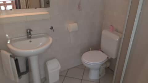 Airbnb performant: Studio in a perfect location. à Lourdes