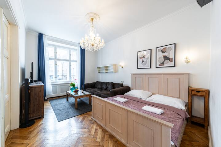 Dušní Street Gem gallery image 3