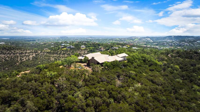 Havan Peaceful Private Luxury Retreat gallery image 5