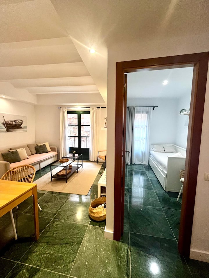Quiet Apartment In The Old Town Near The Cathedral - Costa Daurada (Spain)