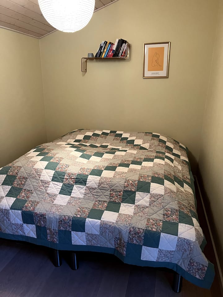 غرفة النوم 2