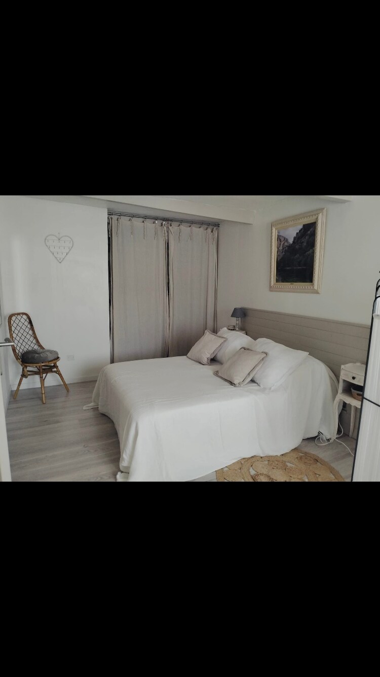 საძინებელი 1