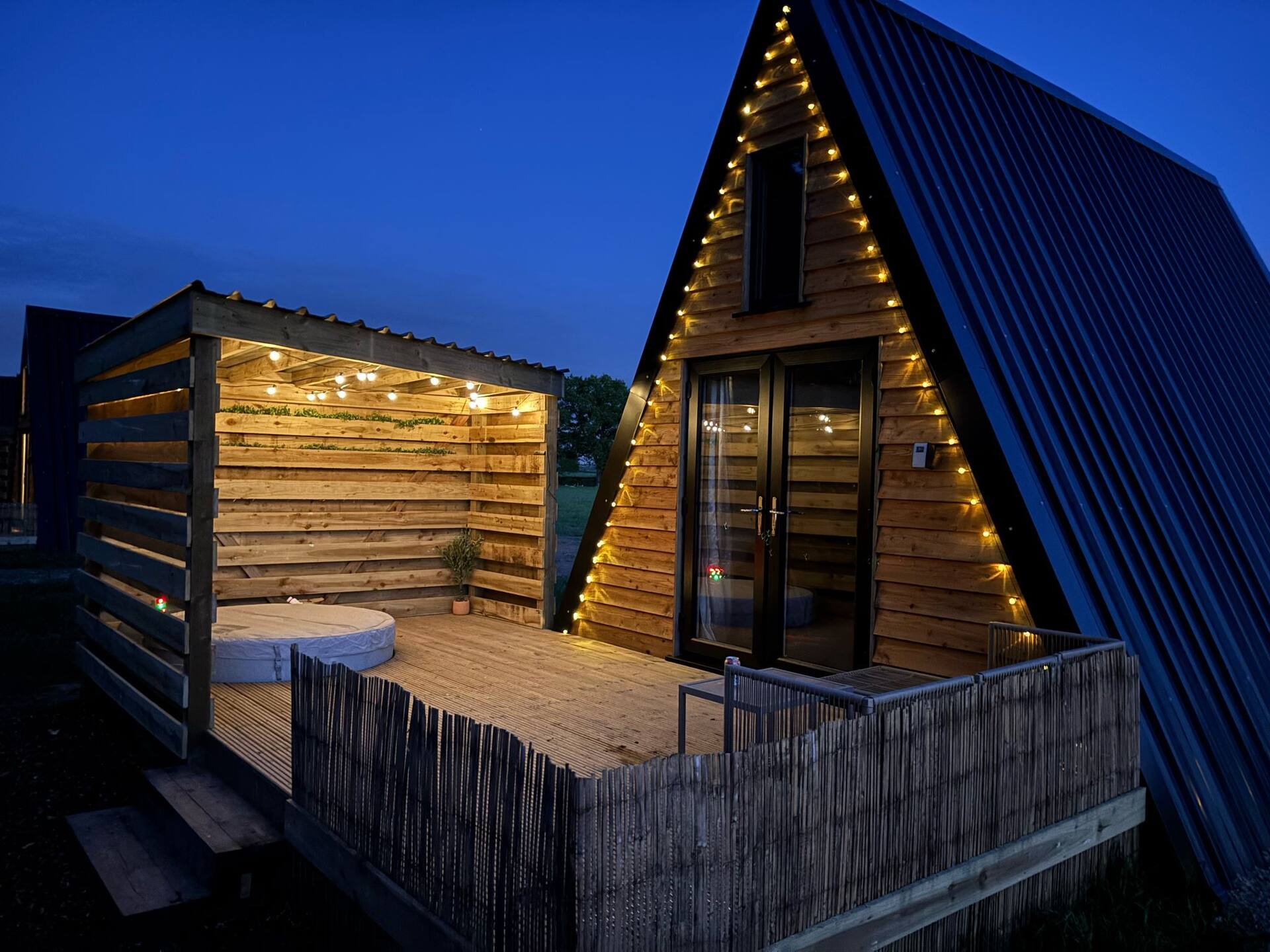 Magnolia Blossom -Glamping in the Countryside