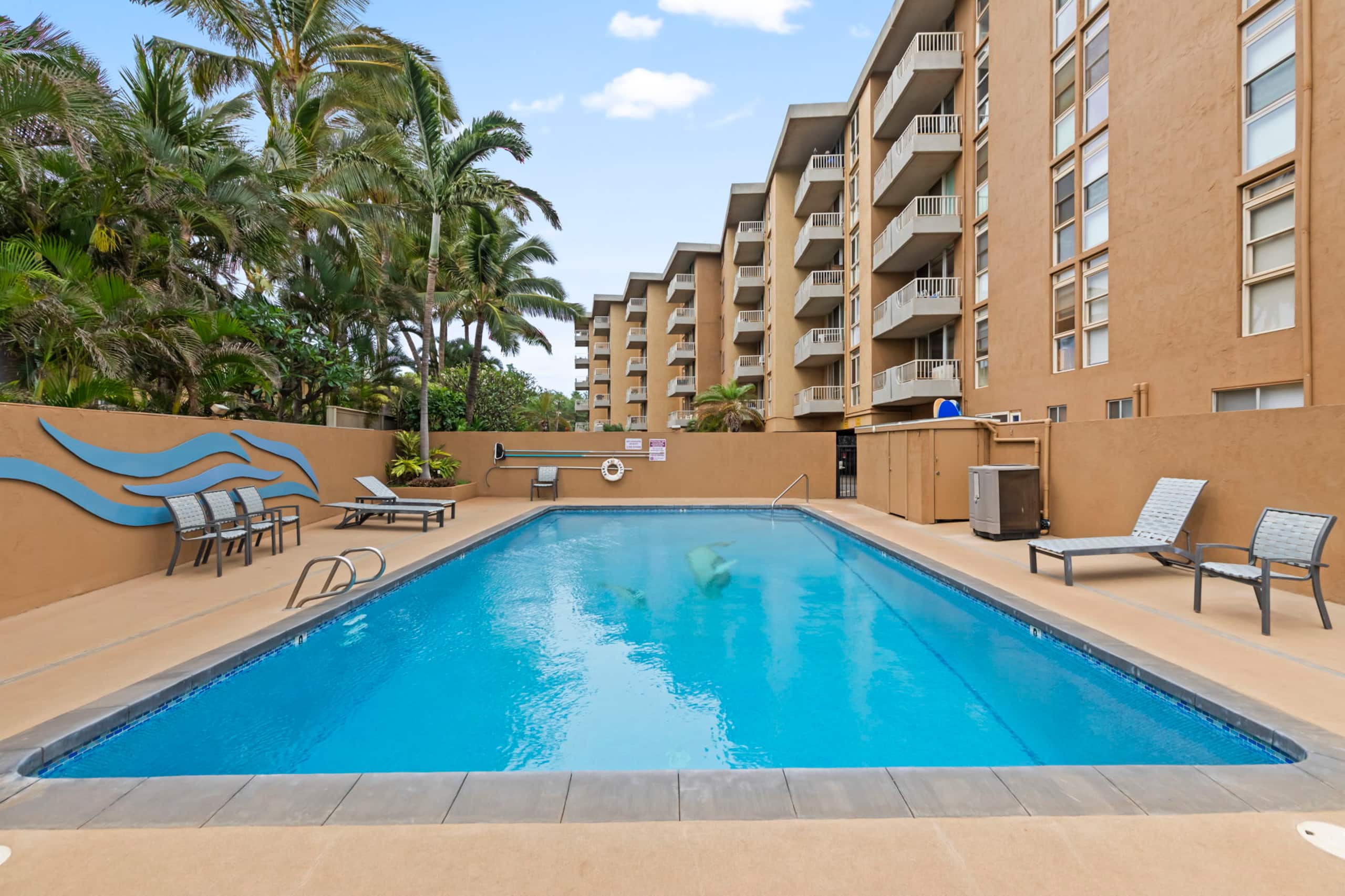 Condo in Kihei · ★5.0 · 1 bedroom · 2 beds · 2 baths - Image 37