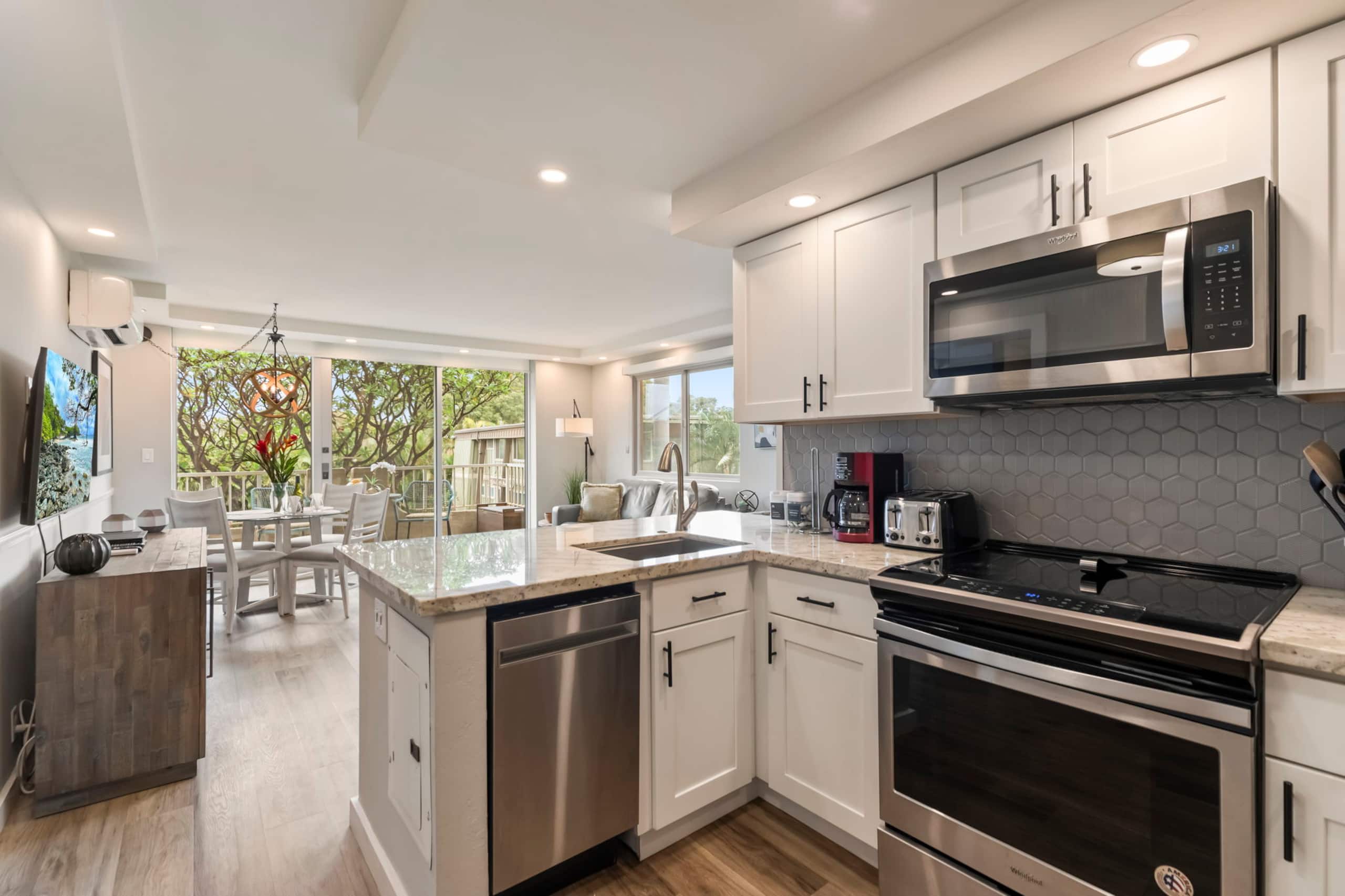 Condo in Kihei · ★5.0 · 1 bedroom · 2 beds · 2 baths - Image 10