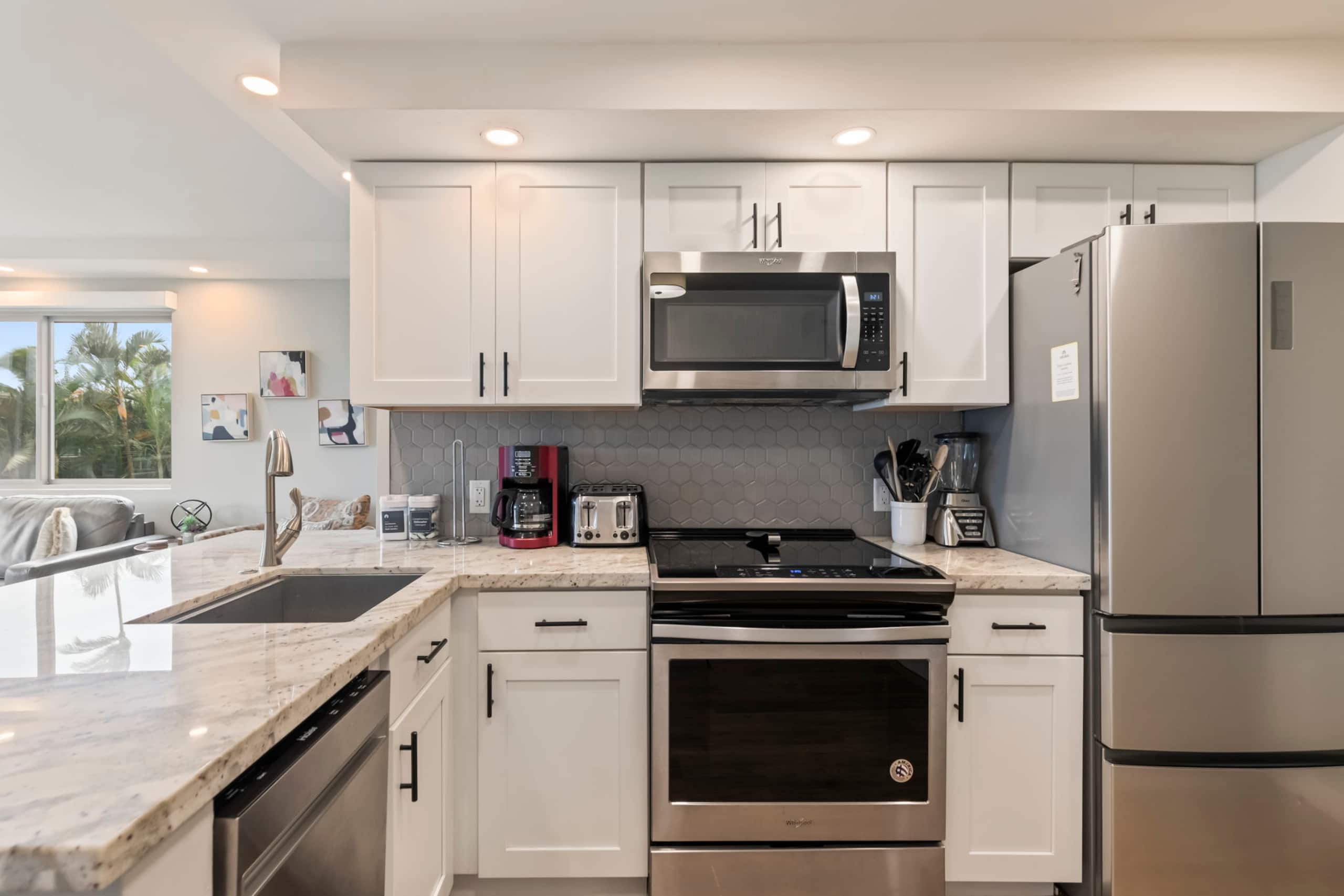 Condo in Kihei · ★5.0 · 1 bedroom · 2 beds · 2 baths - Image 11