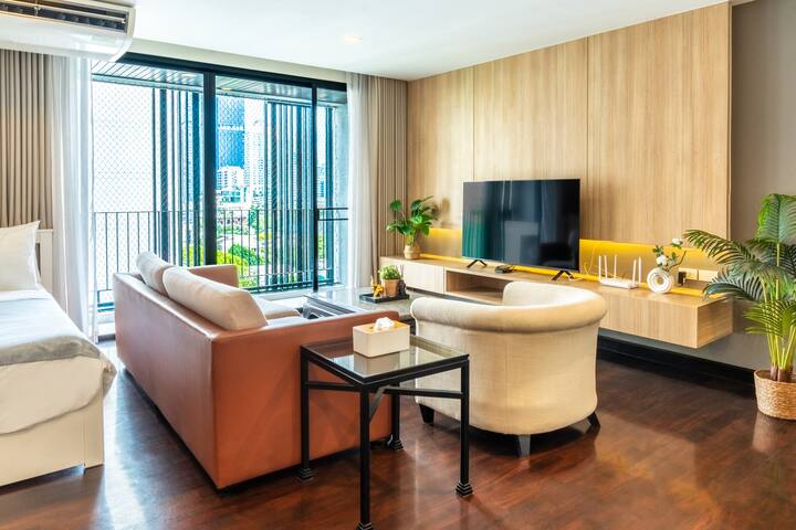 130m²Apt Mega 2b2b/BTS Phrom Phong /EmSphere/Pool gallery image 4