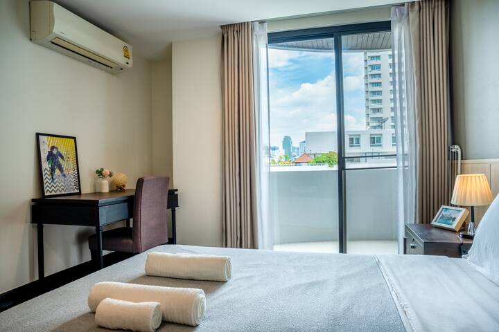 130m²Apt Mega 2b2b/BTS Phrom Phong /EmSphere/Pool gallery image 5