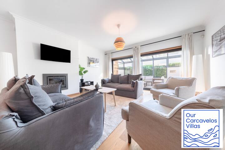 NEW Large Family Villa between Cascais & Lisbon