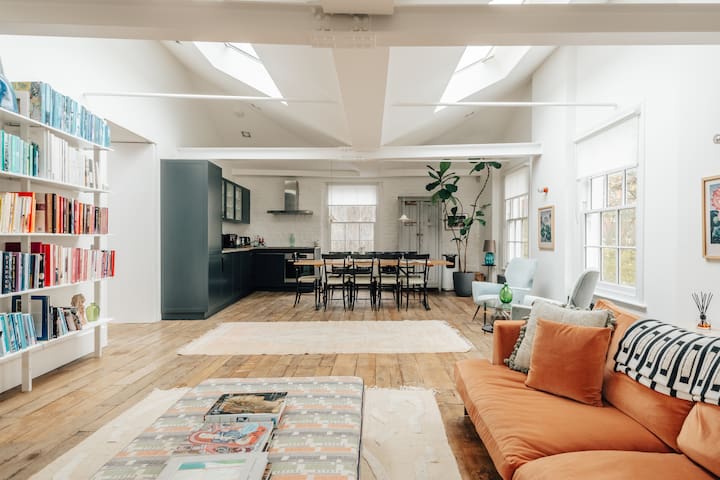 Loft-style Gem in the Heart of Notting Hill!