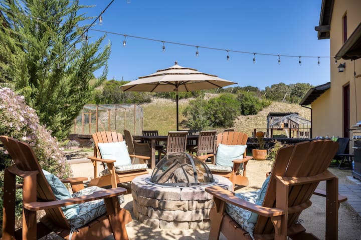 Luxury Apartment Over Barn in Carmel Valley