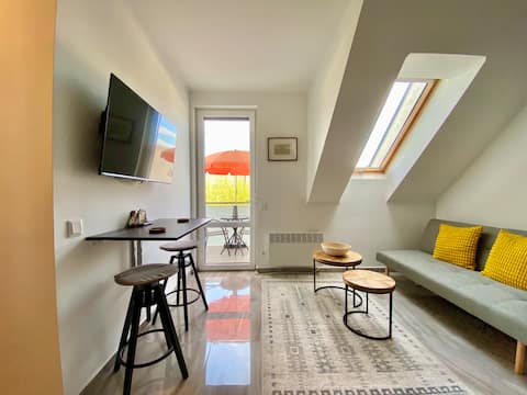 Successful Airbnb property: Hello 3B – Premium apartment by Lake Balaton in Dunántúl