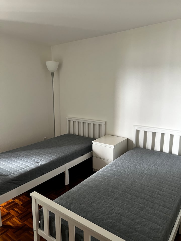 غرفة النوم 2