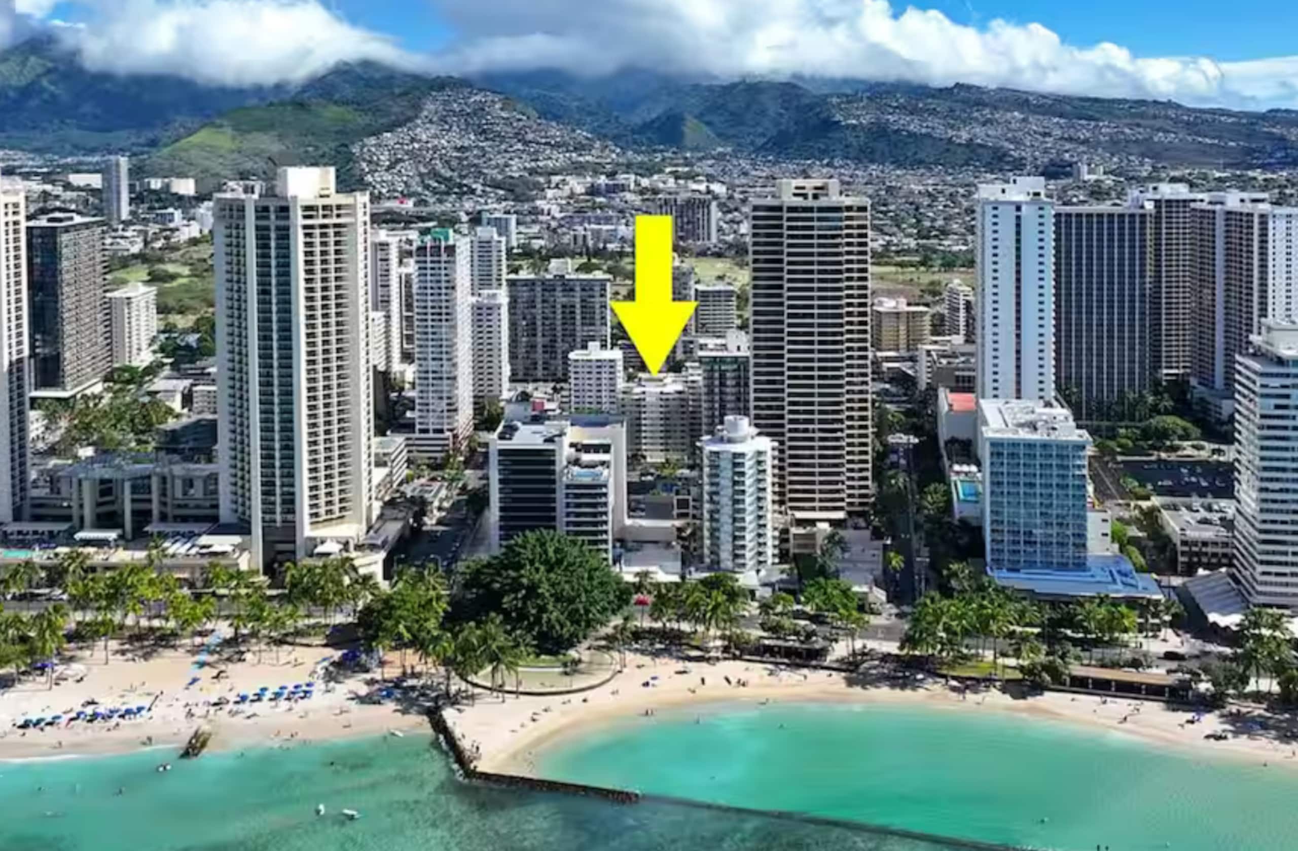Condo in Honolulu · ★5.0 · 1 bedroom · 1 bed · 1 private bath - Image 35