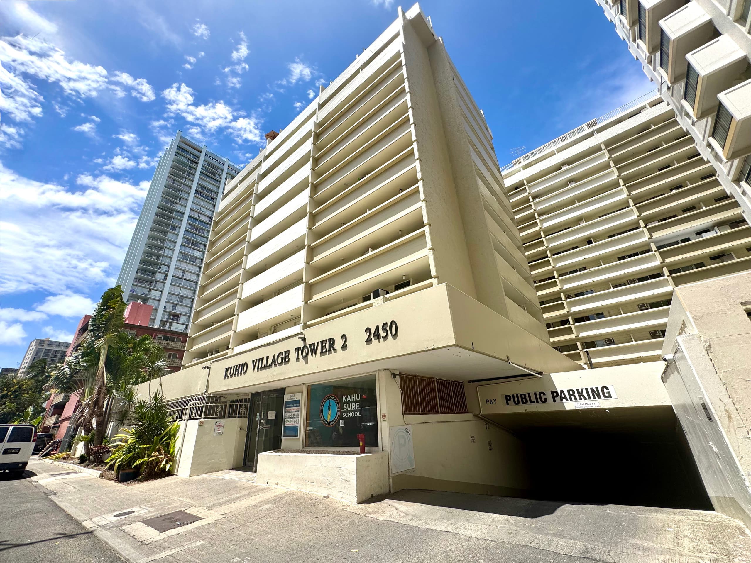 Condo in Honolulu · ★5.0 · 1 bedroom · 1 bed · 1 private bath - Image 28