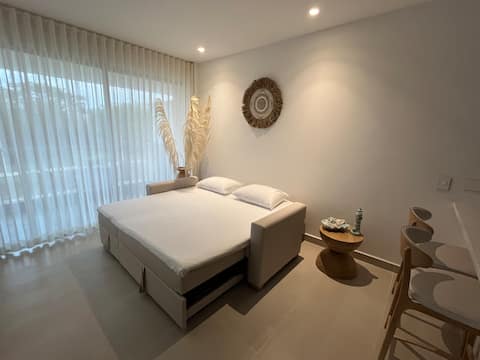 Popular Airbnb listing: Apartment Baia Kristal - Blu Lagoon Suites in Pontezuela