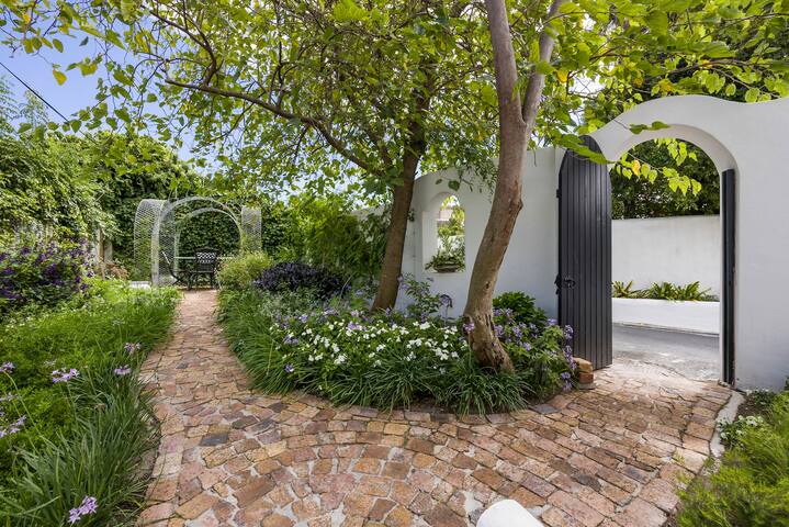 Ivydene Cottage gallery image 3